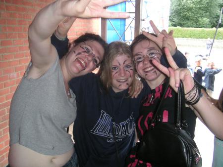 Zo&eacute;, Jennifer et la soeur de Zo&eacute;